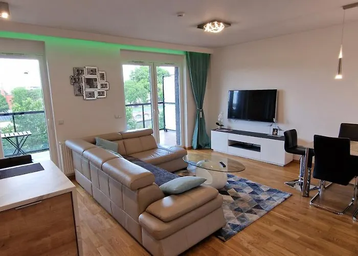 River Deluxe Atal Towers Apartment